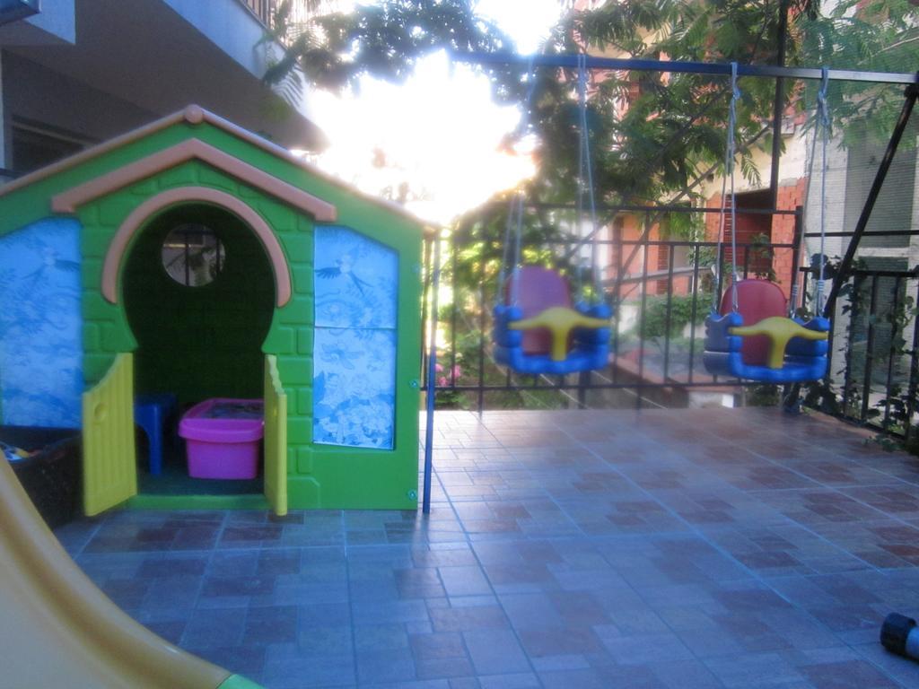 Albatros 2 Family Hotel Kiten  Bagian luar foto
